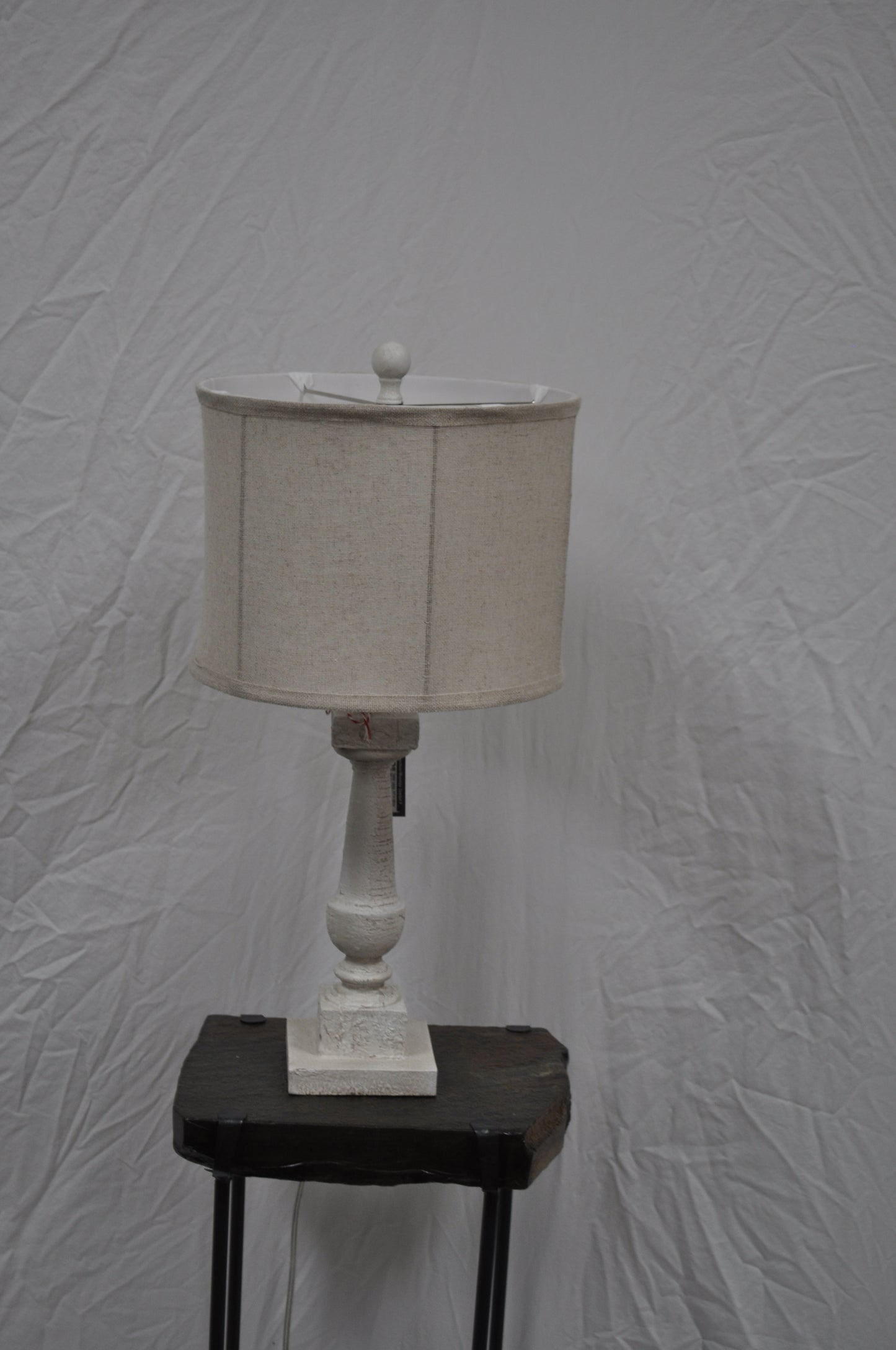 White wash wooden table lamp